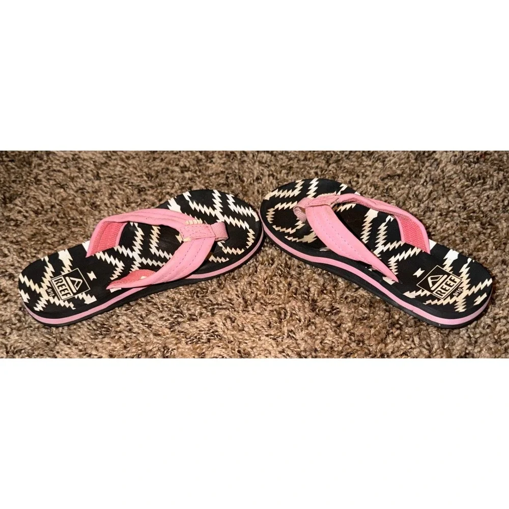 Reef- Black & Pink Little Ahi 